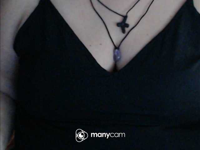 mayalove4u live cam on BongaCams