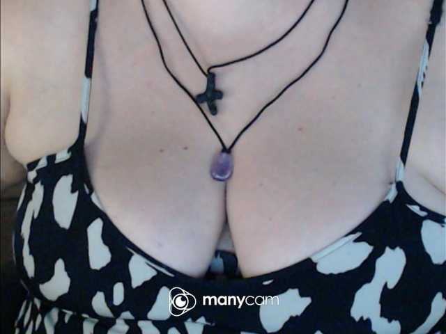 mayalove4u live webcam show