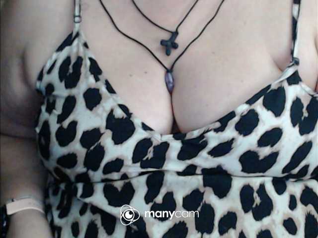 mayalove4u live cam on BongaCams