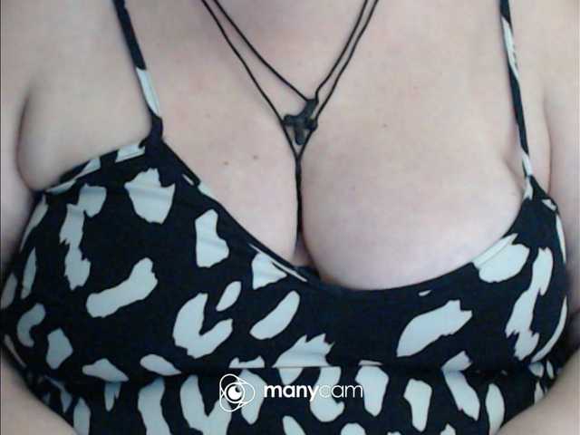 mayalove4u live cam on BongaCams
