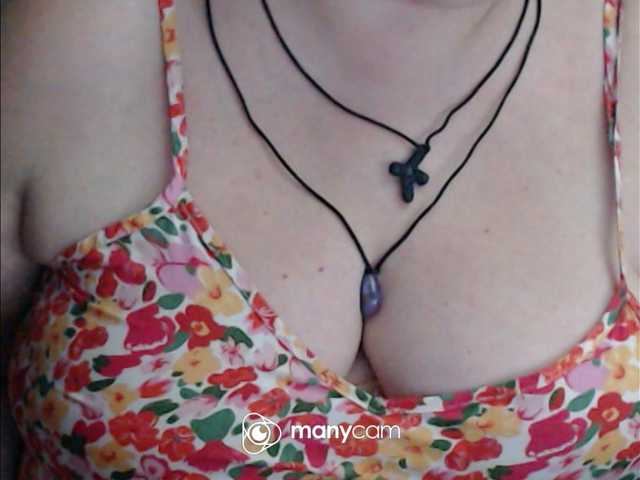 mayalove4u live webcam show