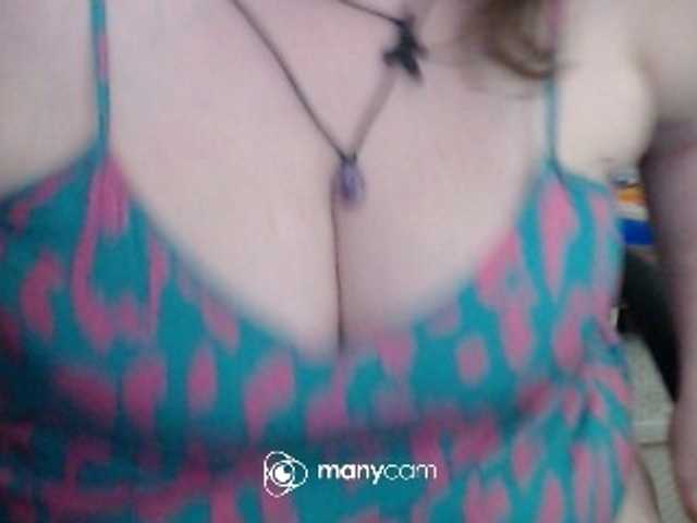 mayalove4u live cam on BongaCams