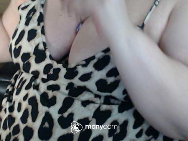 mayalove4u live cam on BongaCams