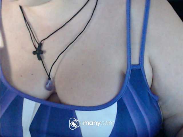 mayalove4u live webcam show