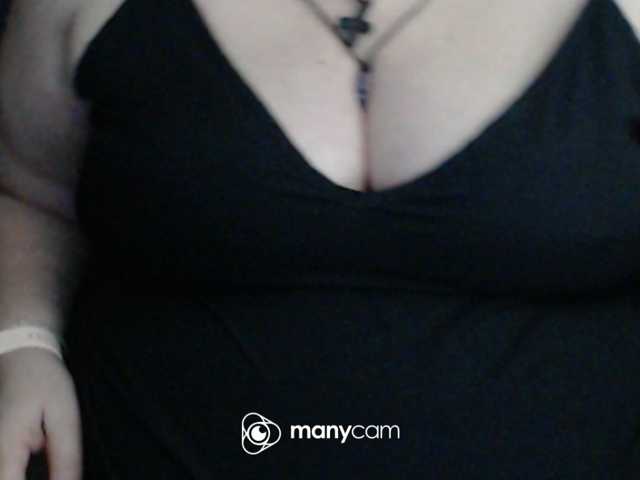 mayalove4u, live now on BongaCams