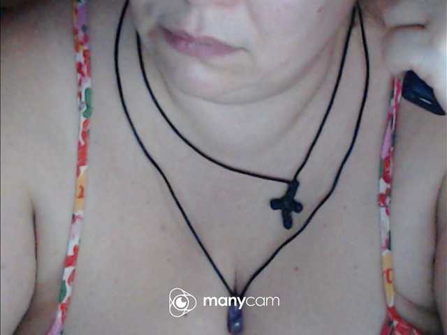 mayalove4u live webcam show