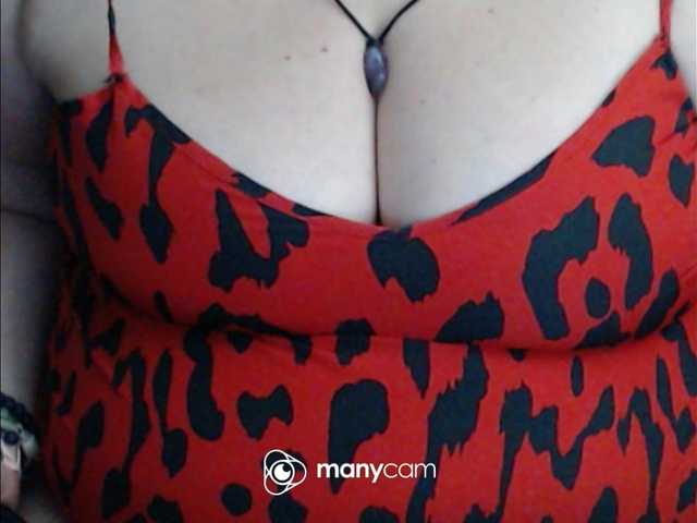 mayalove4u Live Cam on BongaCams