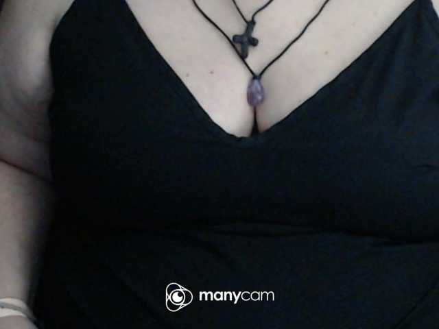 mayalove4u, en directo ahora en BongaCams