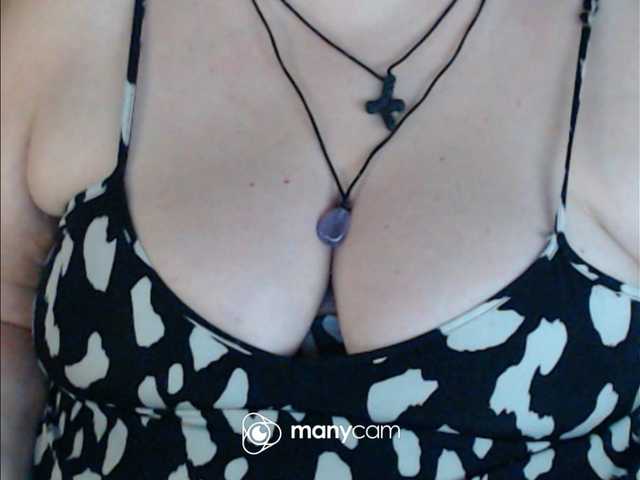 mayalove4u live webcam show
