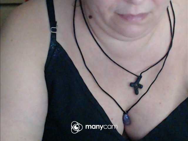 mayalove4u live webcam show