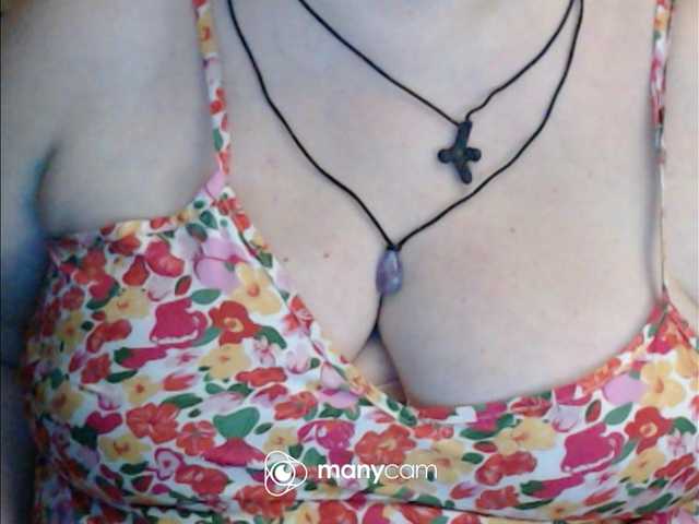 mayalove4u live cam on BongaCams