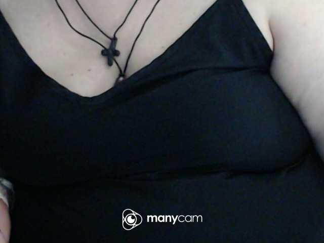mayalove4u, live now on BongaCams
