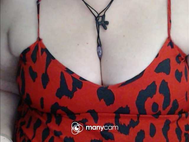 mayalove4u live cam on BongaCams
