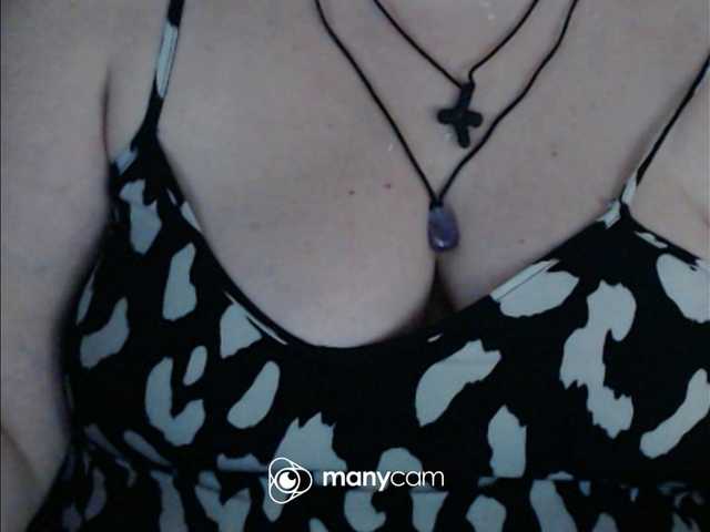 mayalove4u live cam on BongaCams