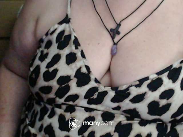 mayalove4u live cam on BongaCams