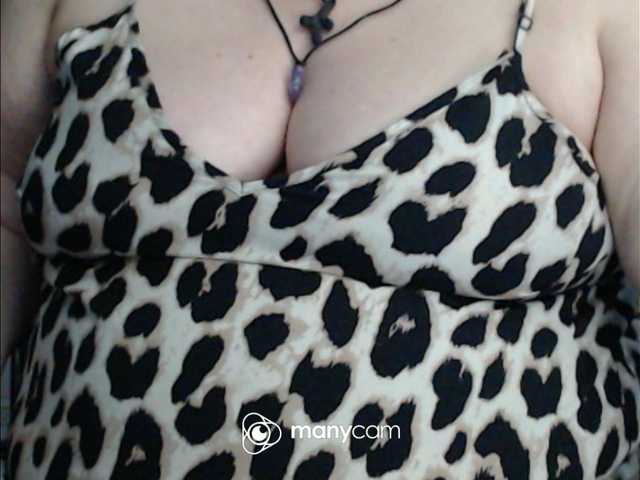 mayalove4u live cam on BongaCams