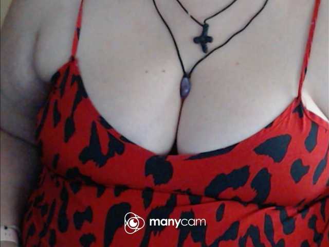 mayalove4u live cam on BongaCams
