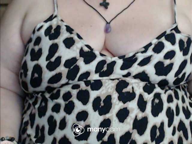 mayalove4u live webcam show