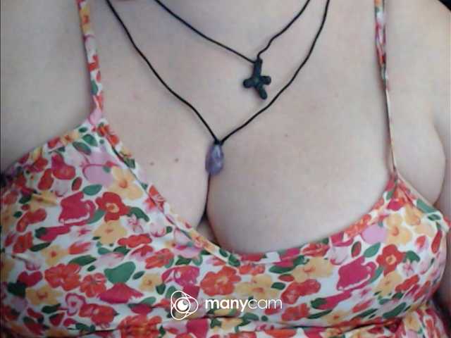 mayalove4u live cam on BongaCams