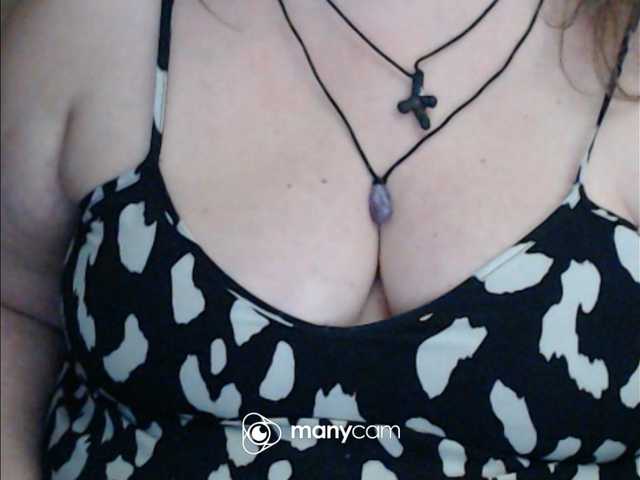 mayalove4u live cam on BongaCams
