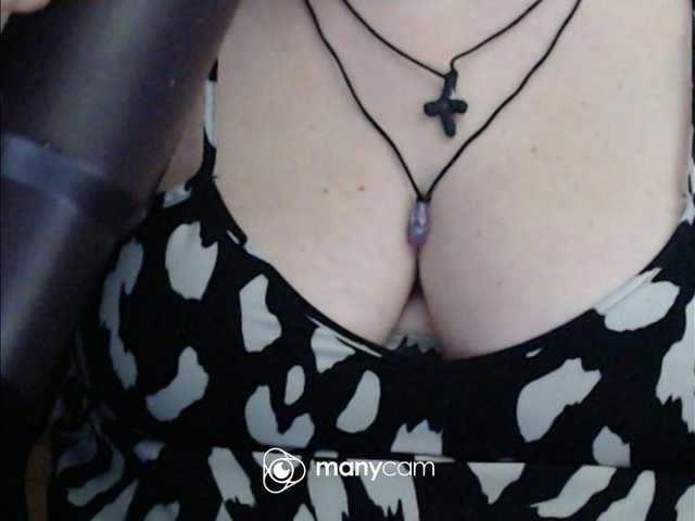 mayalove4u live cam on BongaCams