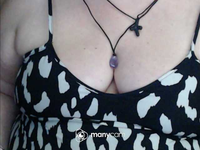 mayalove4u live cam on BongaCams
