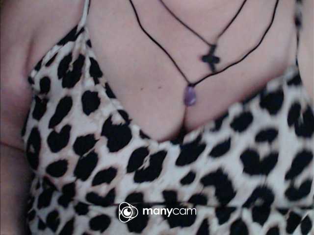 mayalove4u live cam on BongaCams