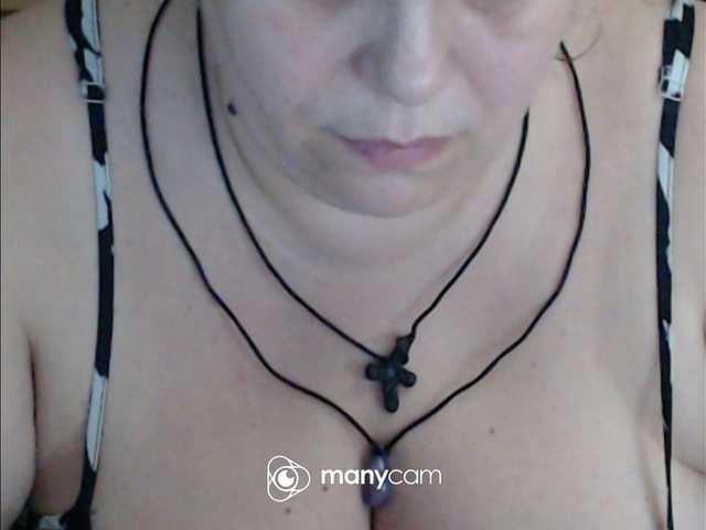 mayalove4u live cam on BongaCams