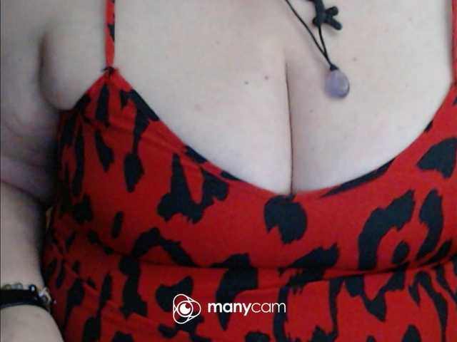 mayalove4u live cam on BongaCams