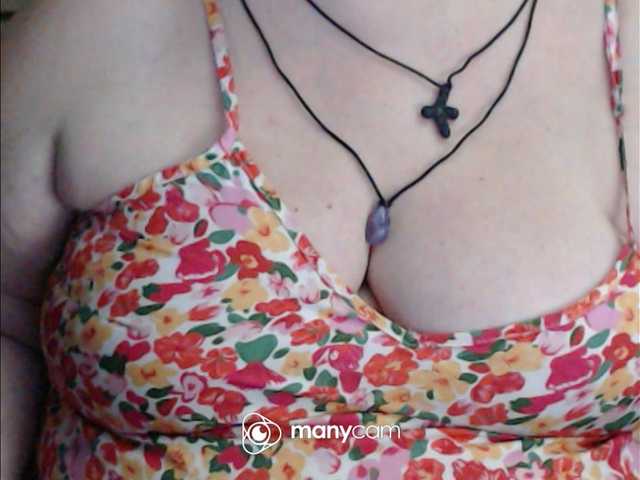 mayalove4u live webcam show