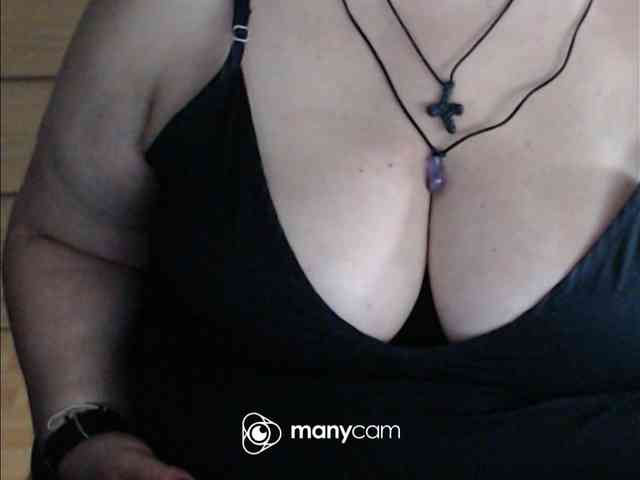 mayalove4u webcam