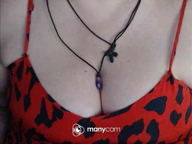 mayalove4u Live Webcam on BongaCams