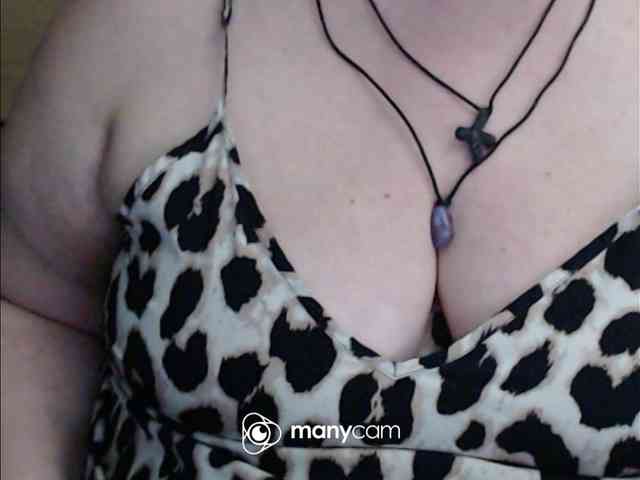 mayalove4u Live Webcam on BongaCams