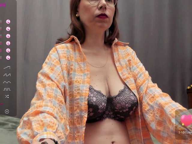 KarolineCherr live cam preview