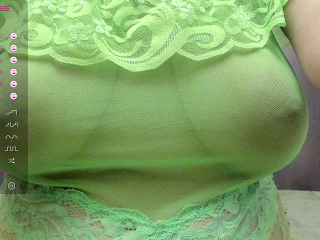 KarolineCherr live cam on BongaCams