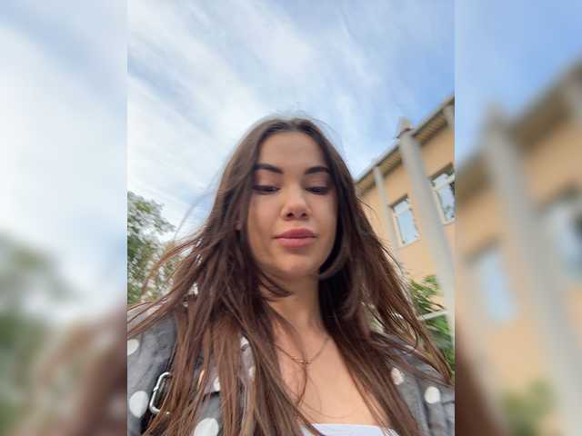 moinik live cam on BongaCams