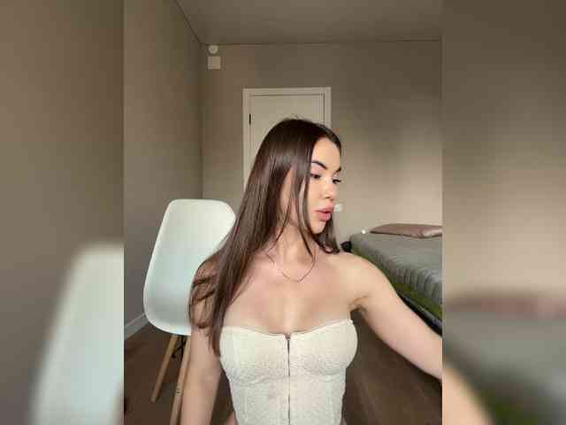 Model: YourGo0dGirl