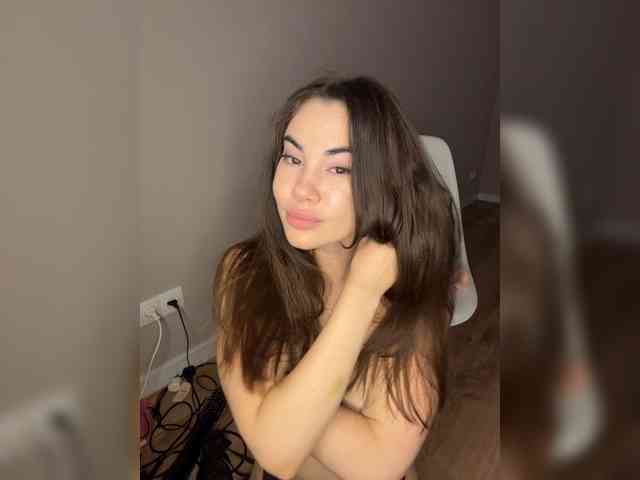 YourGo0dGirl webcam