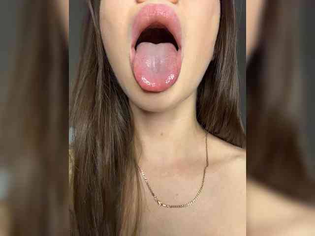 YourGo0dGirl webcam