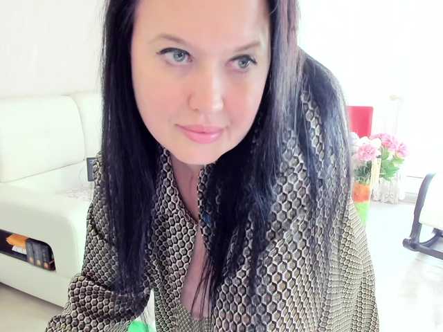 Live трансляция LoveCatsuit - Runet.cam