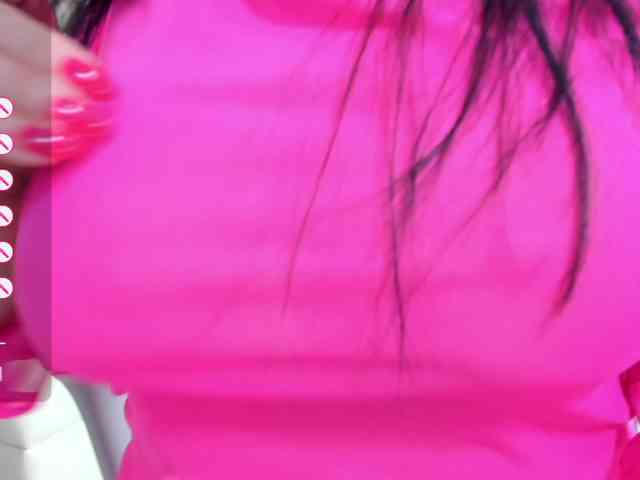 LoveCatsuit webcam