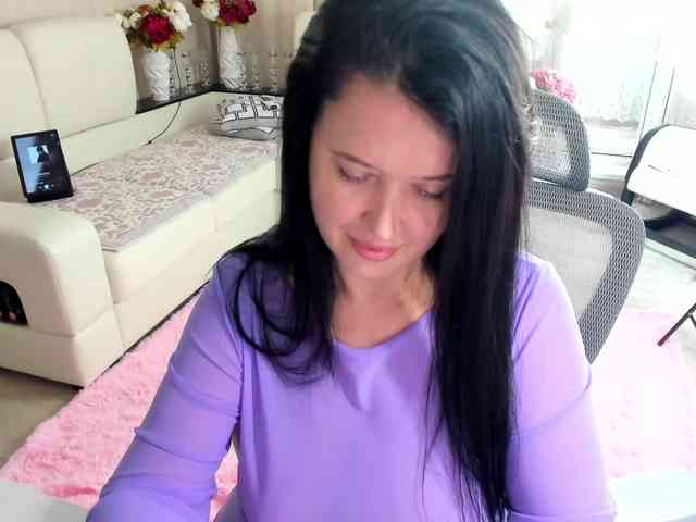 LoveCatsuit webcam