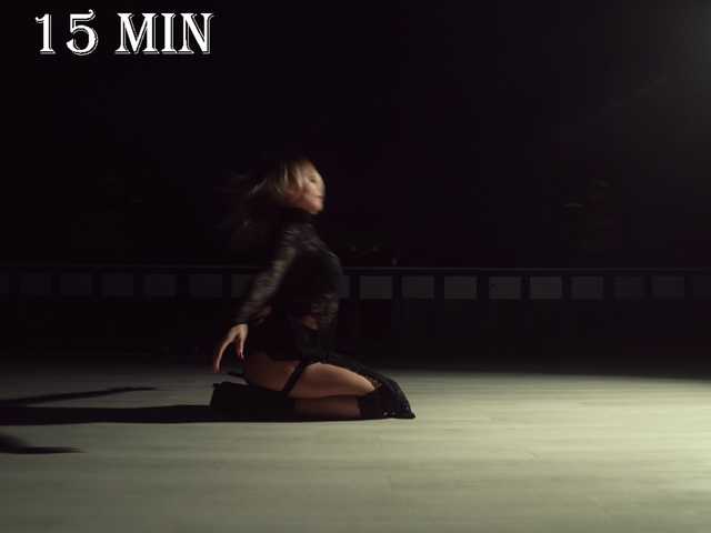 Lisa1225's BongaCams show and profile