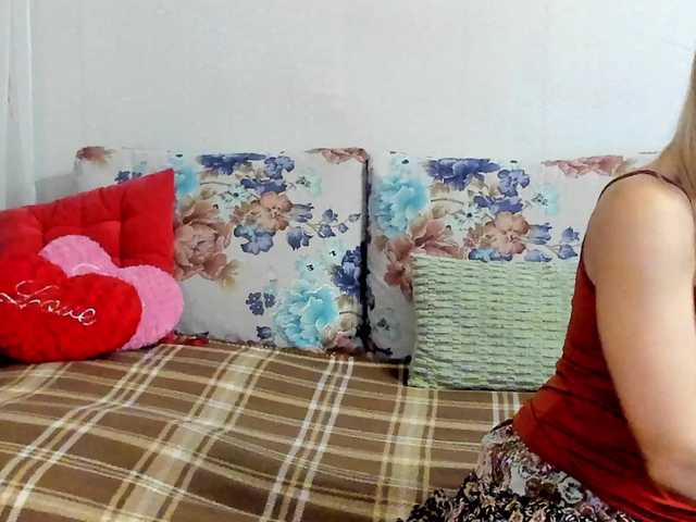 Lisa1225 live cam on BongaCams