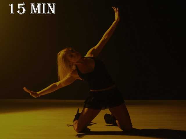 Lisa1225 live cam preview