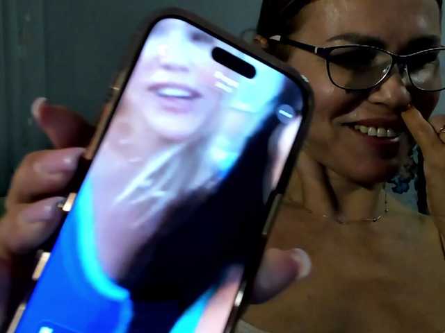 Lisa1225 live cam on BongaCams