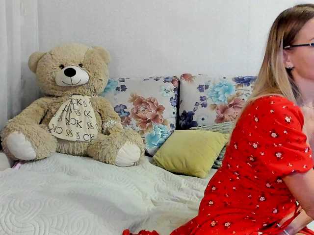 Lisa1225 live cam on UnifiedCams