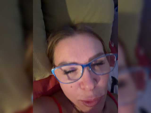 Lisa1225 live cam on BongaCams