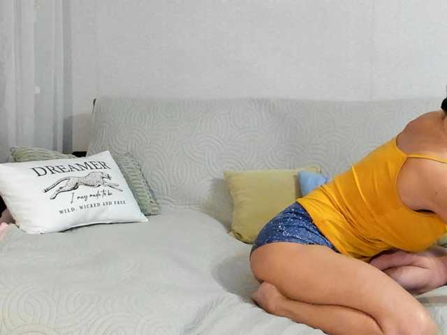 Lisa1225 live cam on BongaCams