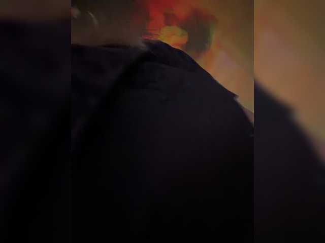 Lisa1225 live cam on BongaCams